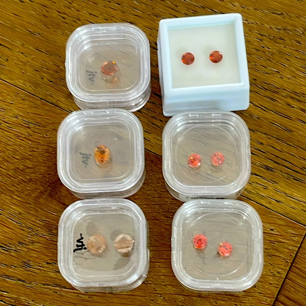 Beautiful mandarin heat treated matched pair and solitaire gemstones